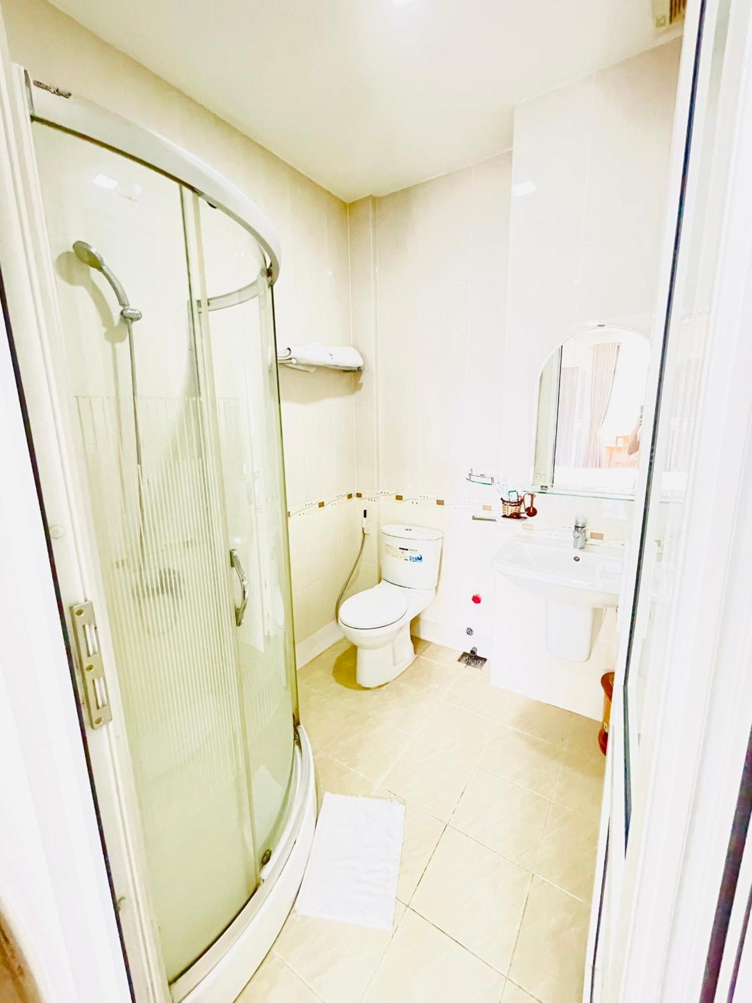 Emerald Apartments Ho Chi Minh City Exterior photo